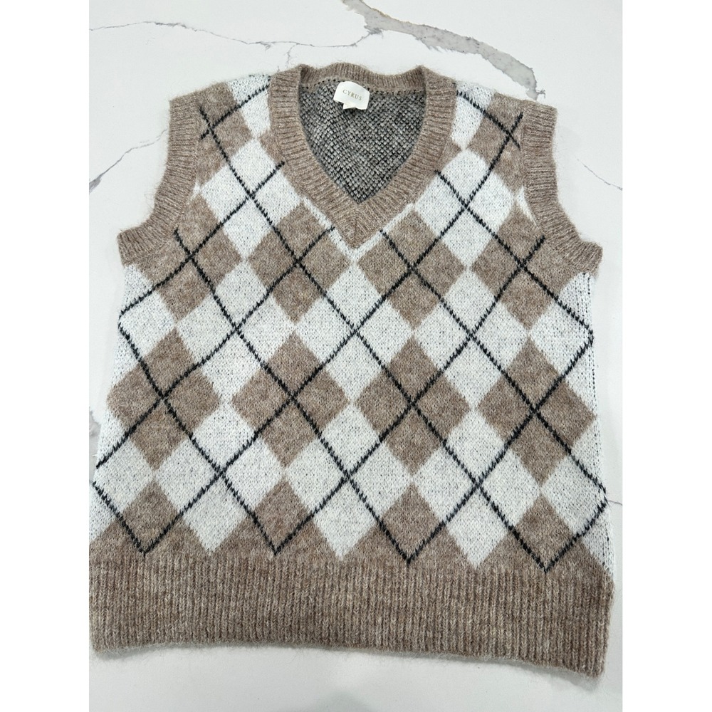 Cyrus‎ Women Tan Argyle V-Neck Sweater Vest Fuzzy Knit Sleeveless Top M